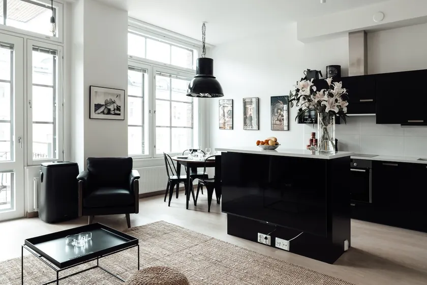 Loft-style condo near Design District with parking - Image 1
