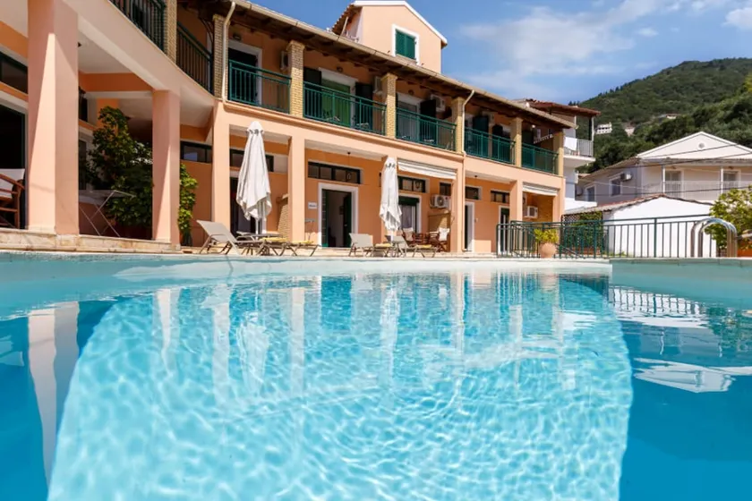 Villa Nikos by Tsiolis family ★ shared pool - Image 1