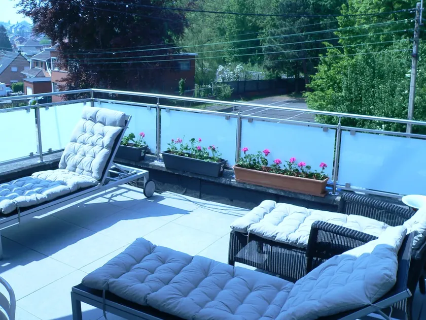 liège 4420 rue jean Jaurès 45 grande maison joyeuse avec terrasse 30m2 pour 8 personnes maximum - Image 1