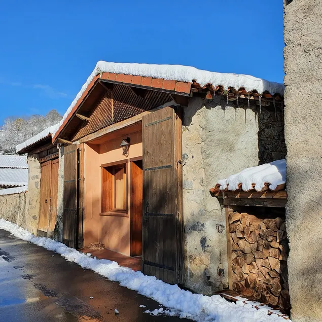 Charming accommodation in mountain village - Image 1