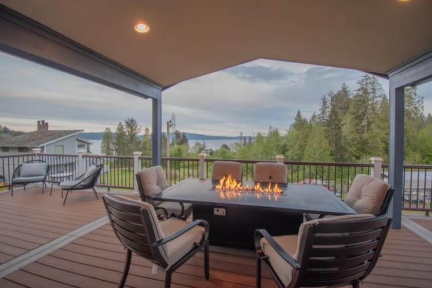Luxury Home Retreat-Sweeping Views + Large Hot Tub - Image 1