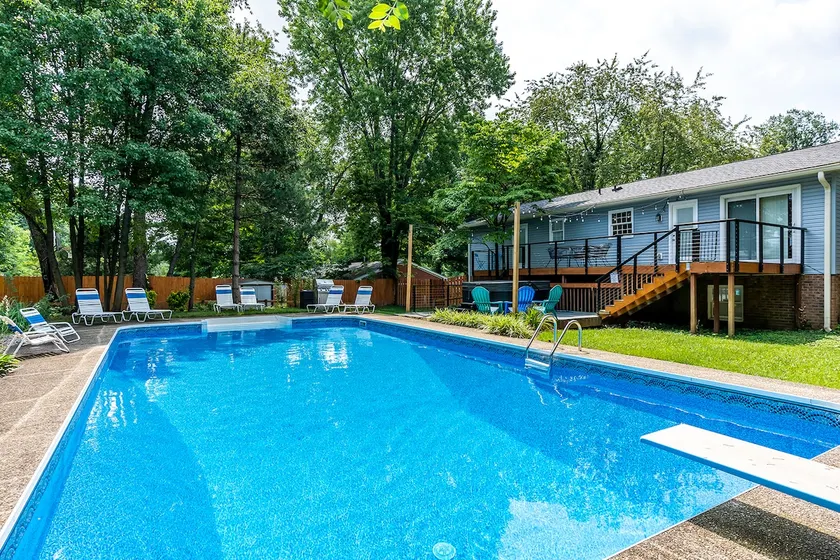 4 BR 3 Bath 9 beds! Hot Tub, Pool, Movie room! - Image 1