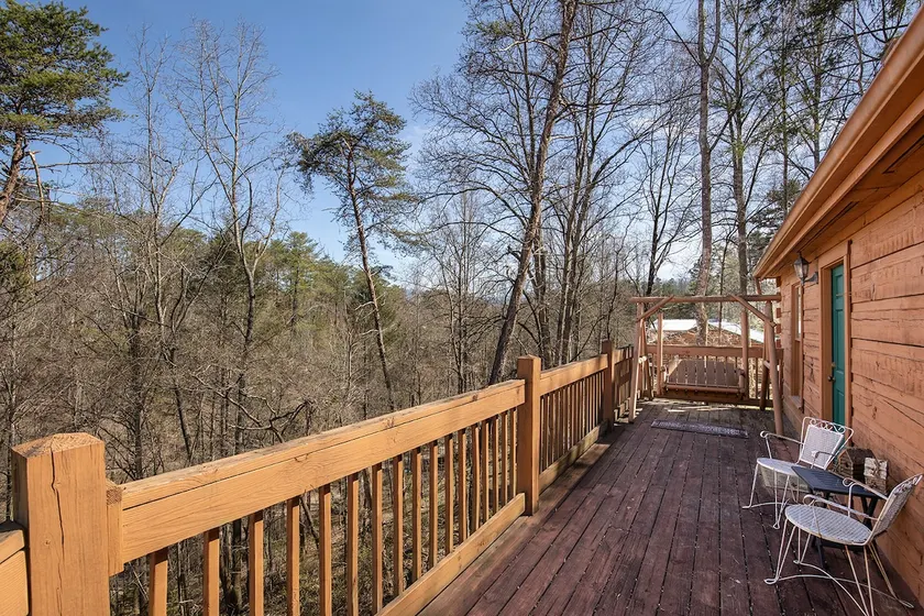 Private log cabin 4 mi to everywhere! #fireplace - Image 1