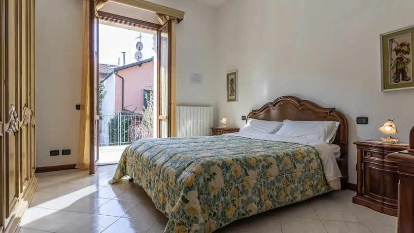 Francesca Apartment - Short Term Rentals Italy - Image 1