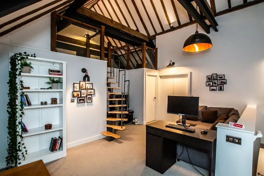 Luxury Loft apartment in Historic Mill - Image 1