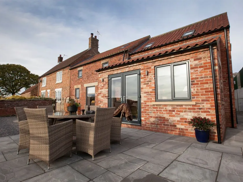 Deerholme Cottage - Image 1