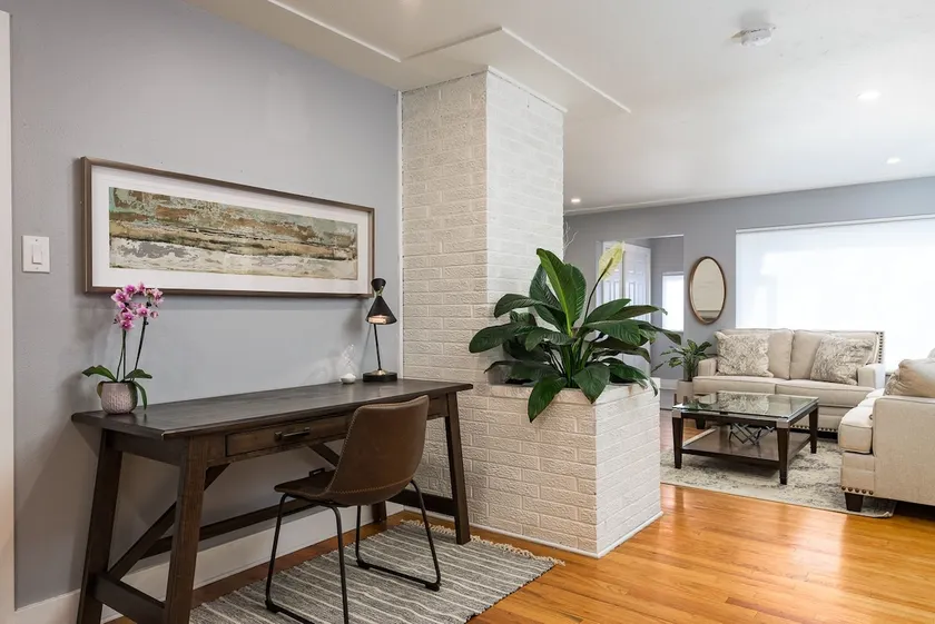 BoHo Bungalow- Shuffleboard, Cornhole, 10 m Den - Image 1