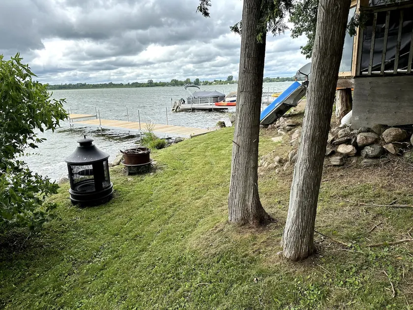 Scugog Waterfront Cottage , time to relax & unwind - Image 1