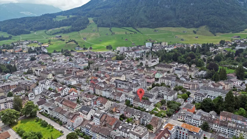 Cosy Studio Apartment in the ❤ of Glarus - Image 1