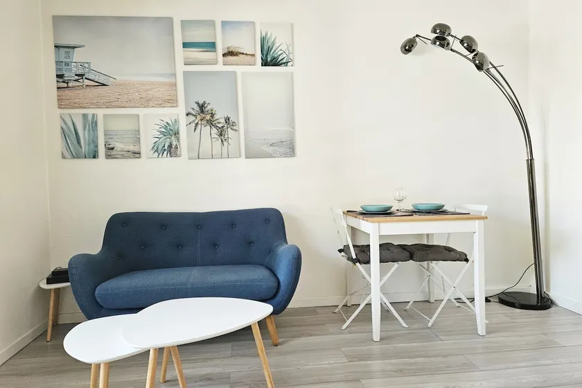 Quiet 26 m² loft 3 minutes from the metro - Image 1