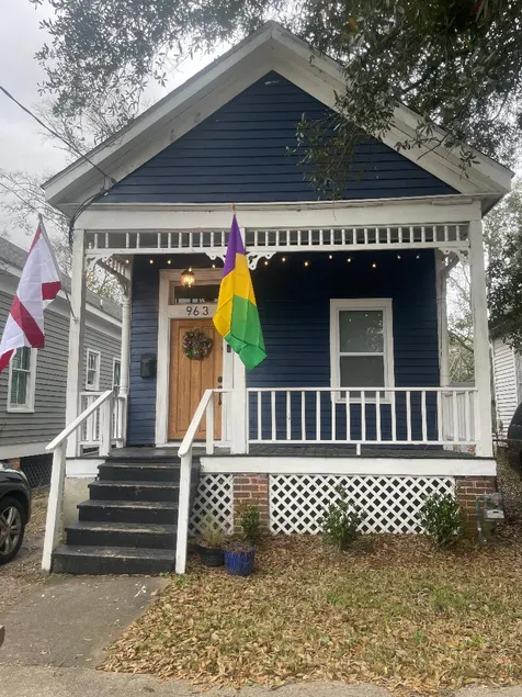 House of Blues Mobile AL Mardi Gras Creole Cottage - Image 1