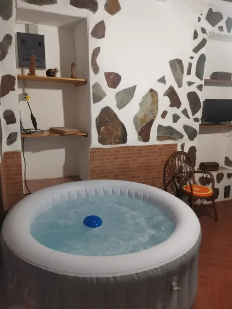 Rural House with Heated Jacuzzi - Image 1