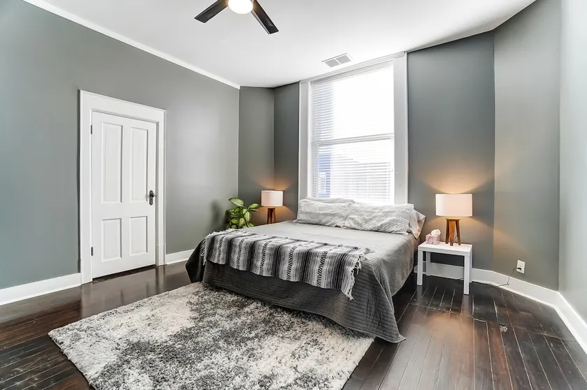 Historic 2 bed, 1 bath loft in Uptown Marysville. - Image 1