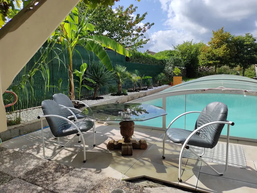 La Piscine - Image 1