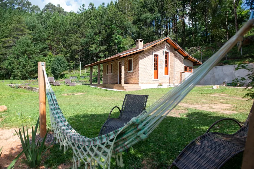 Cozy cottage amid nature and peace - Image 1