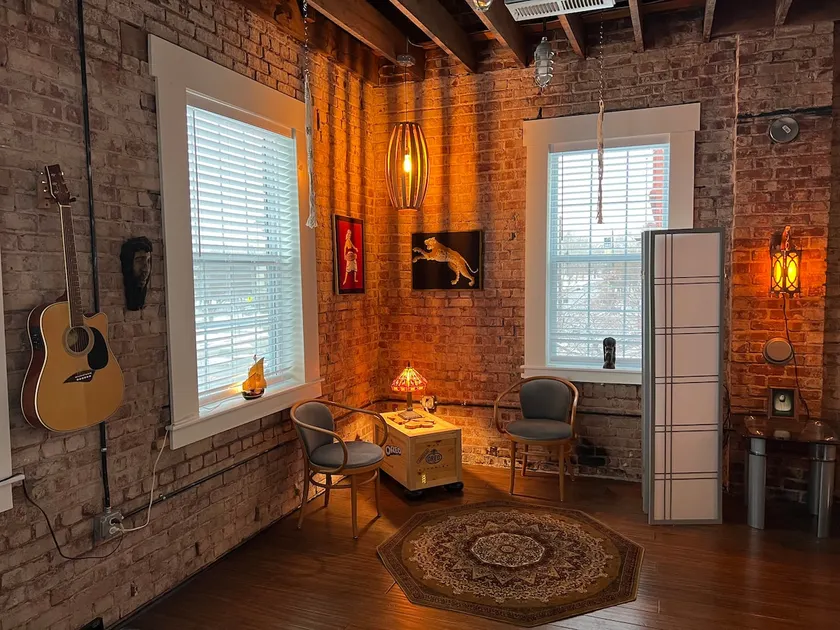 Historic Downtown Hideaway in heart of #LFK - Image 1
