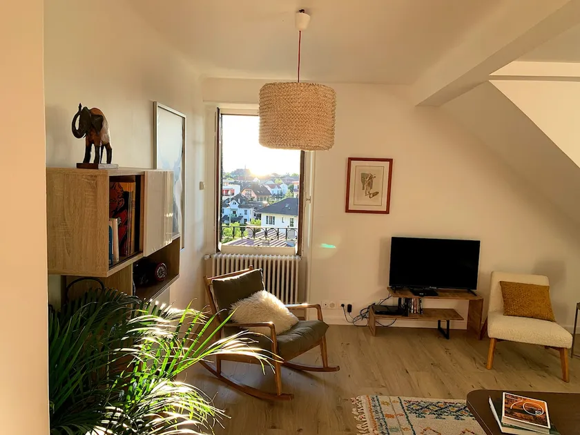 Elegant and spacious 3 rooms - Image 1