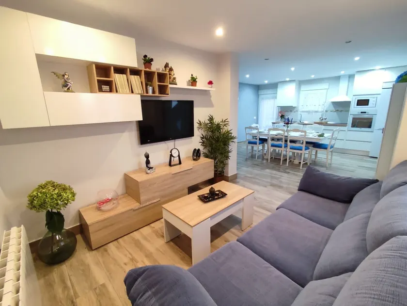 David's house - Image 1