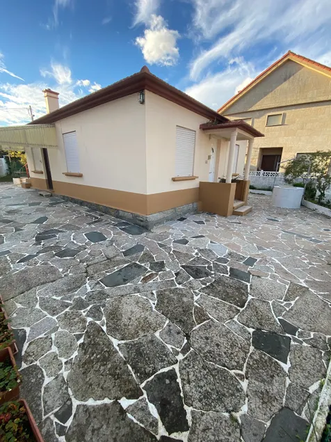 Quiet residence near the beach. - Image 1