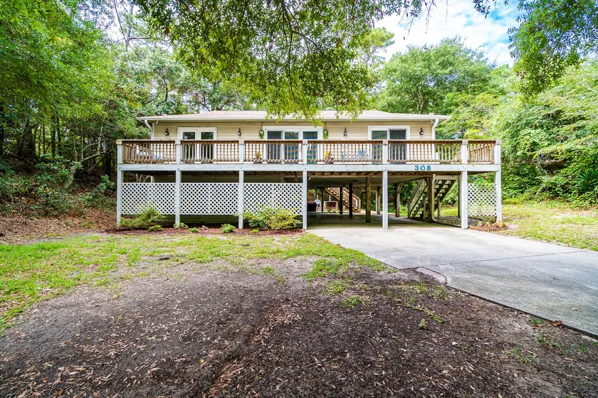 Family Entertainment Beach House, Hot tub, Nature Park, Fire pit, Pizza Oven - Image 1