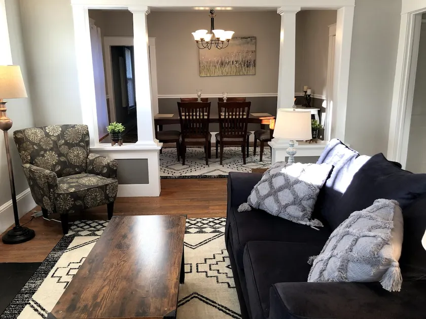 Beautiful in Bristol, 3 bedroom home. - Image 1