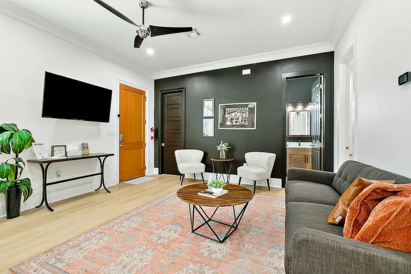 Luxury & Amenities with Comfort & Parking - Image 1