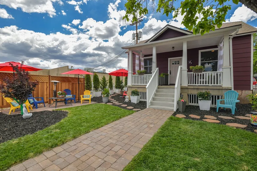 Coastal Cottage - Image 1