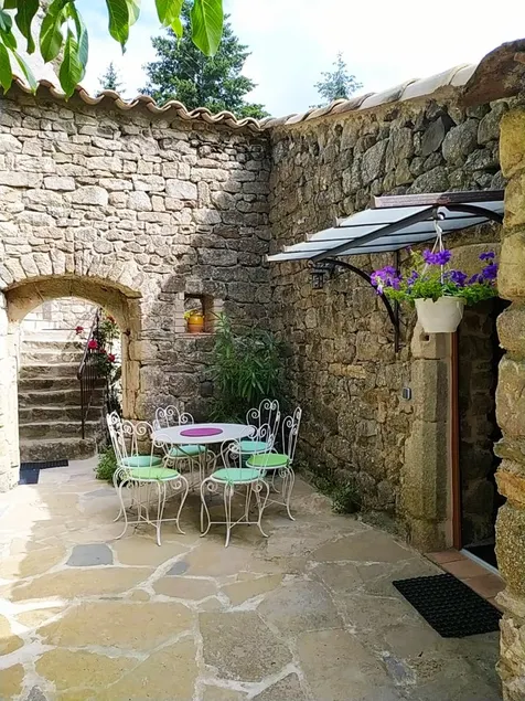 Les Mimosas: Cozy cottage in the heart of the Cévennes - Image 1