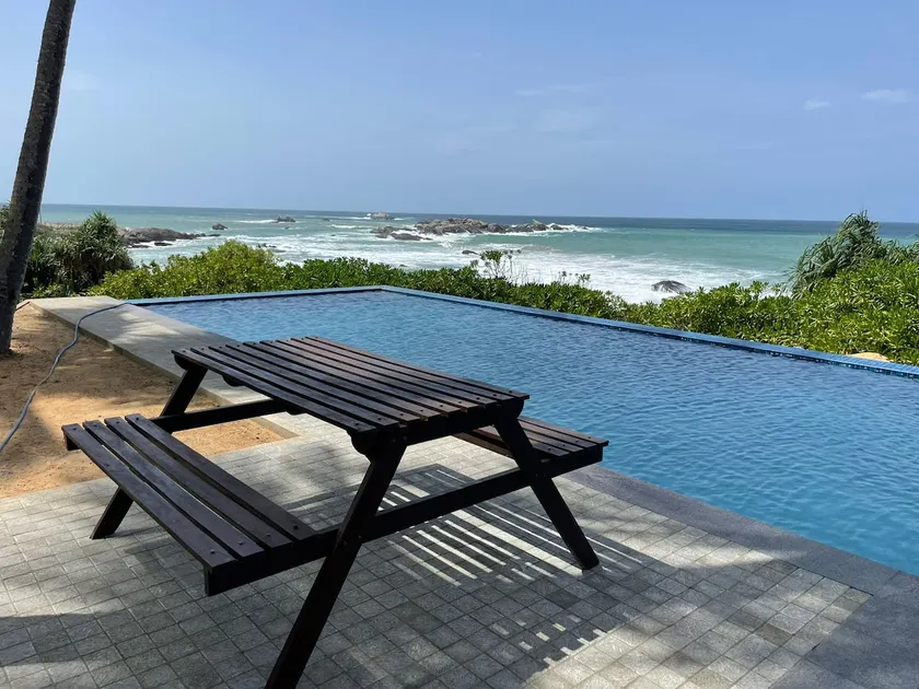 Ocean Cottage - Sea View - Image 1