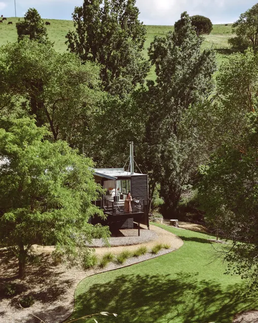 Yoho - 80 acre creekside farm stay near Deep Creek - Image 1