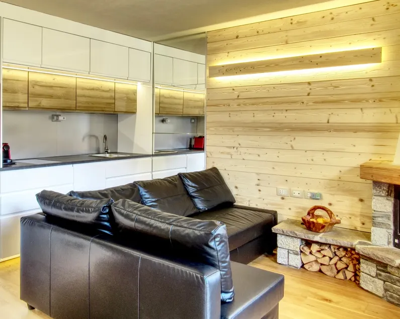 Stunning Alpine View Apartment· Balcony· Near Ski - Image 1