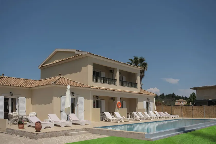 Self Catering Kasianni Holiday Apartments & pool! - Image 1