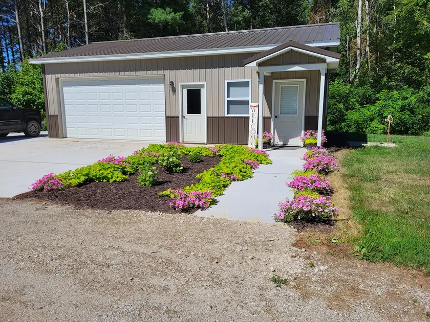 Country Getaway - Image 1