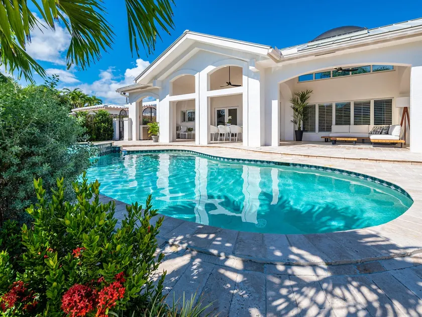 Waterfront Paradise - Image 1