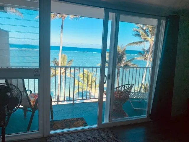 ”Sand & Seashore Beachfront Living” Views for Days - Image 1