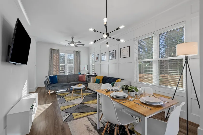 StayLonger| Duke |Medical |Fenced |Relax N Raleigh - Image 1