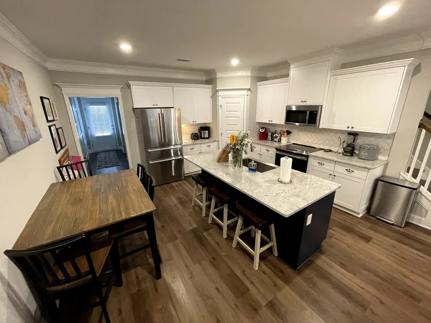 Convenient Master's/Peach Jam Rental - Townhome - Image 1