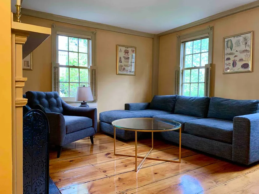 Maple Suite- Private  Ground Floor Apartment in front of Smith College - Image 1