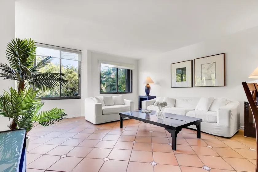 3bed Key Colony unit with pool, tennis and beach. - Image 1
