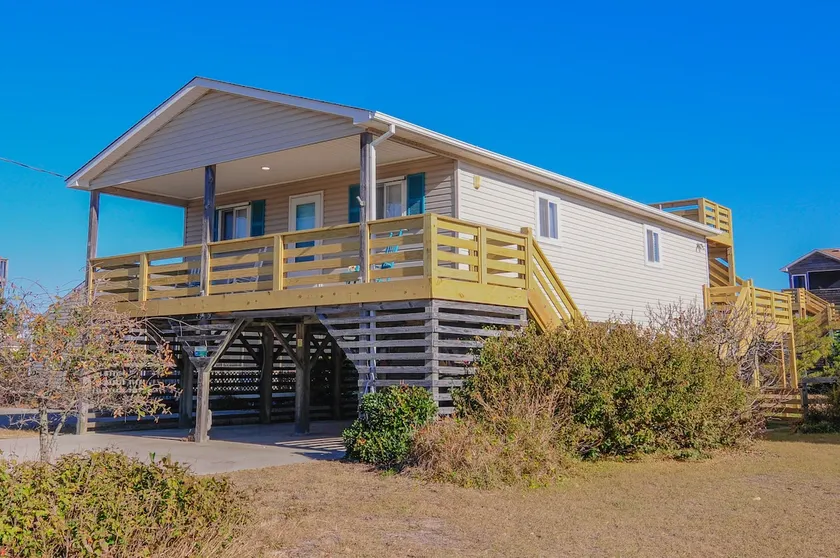 Skye's the Limit-400ft to the beach/dog friendly! - Image 1