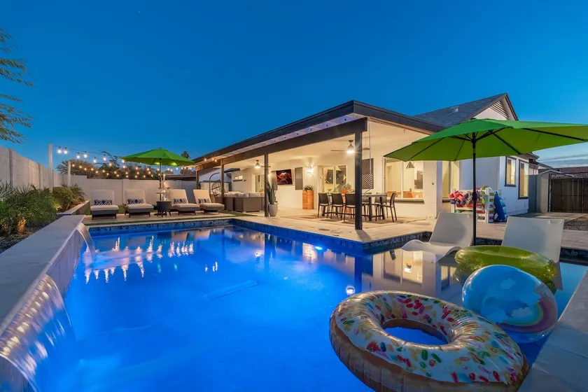 Modern Cactus  - Heated Pool and Hot Tub - Image 1