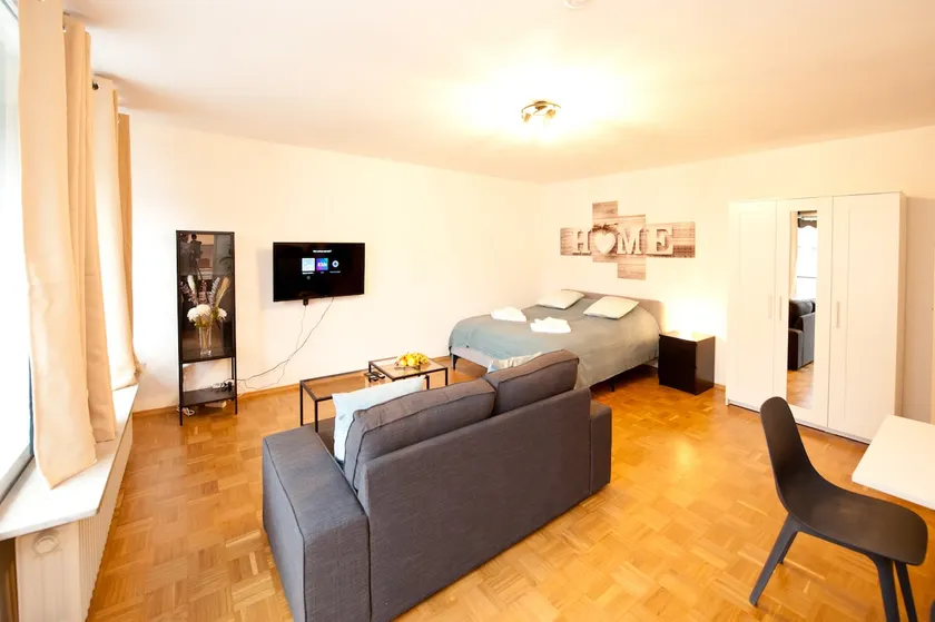 Classic apartment - central - balcony - parking - Image 1