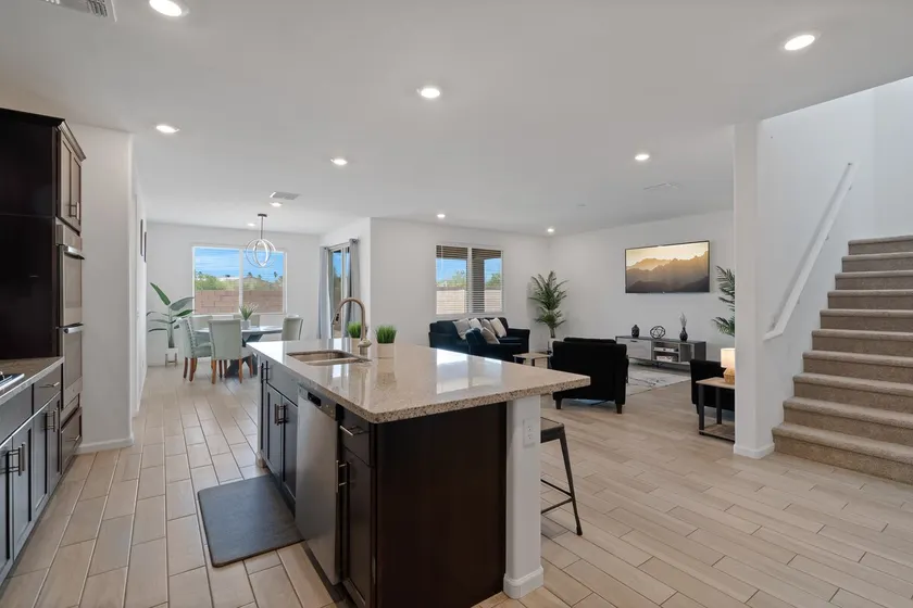 Entire NEW LUXURY 5 Bedroom home! - Image 1