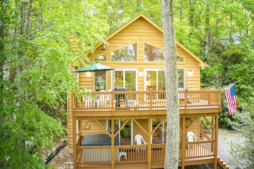 Serene Cabin w/ Hot tub/Fire place/Pet friendly - Image 1