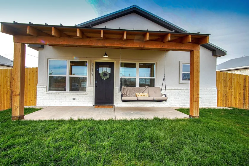 Sunrise Cottage *Hot Tub* - Image 1