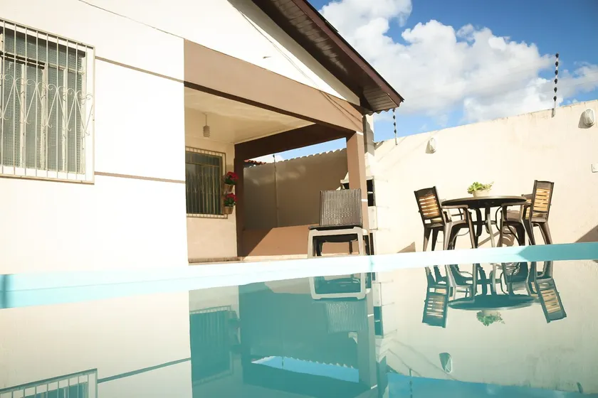 House with pool near Hotel Rafaing Expocenter - Image 1