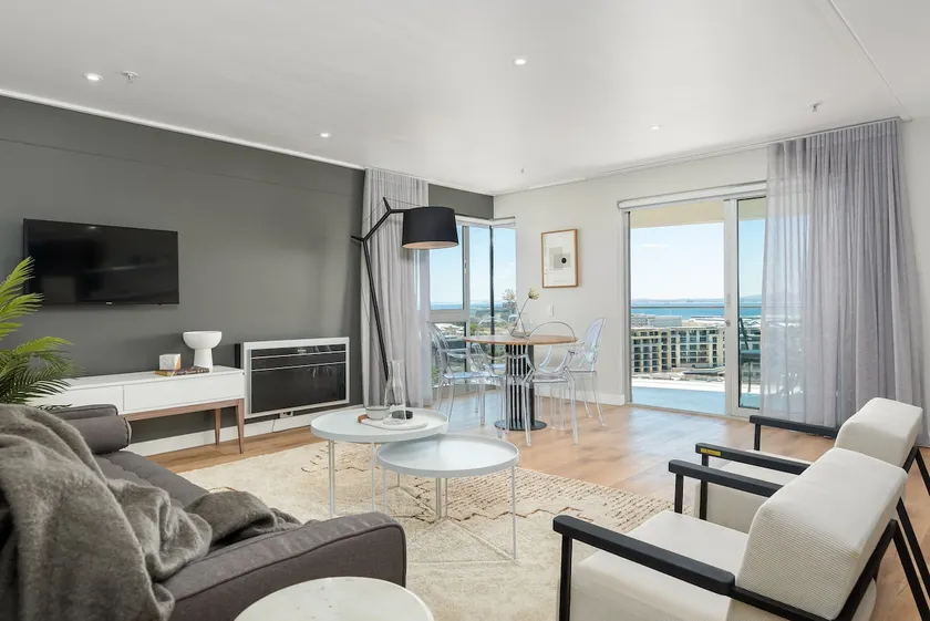 Central Aparthotel | Pool | Room Service | Balcony - Image 1