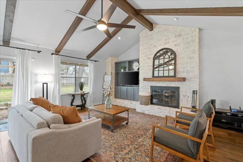 Charming Family Home w/ Playground, Office + Wifi - Image 1