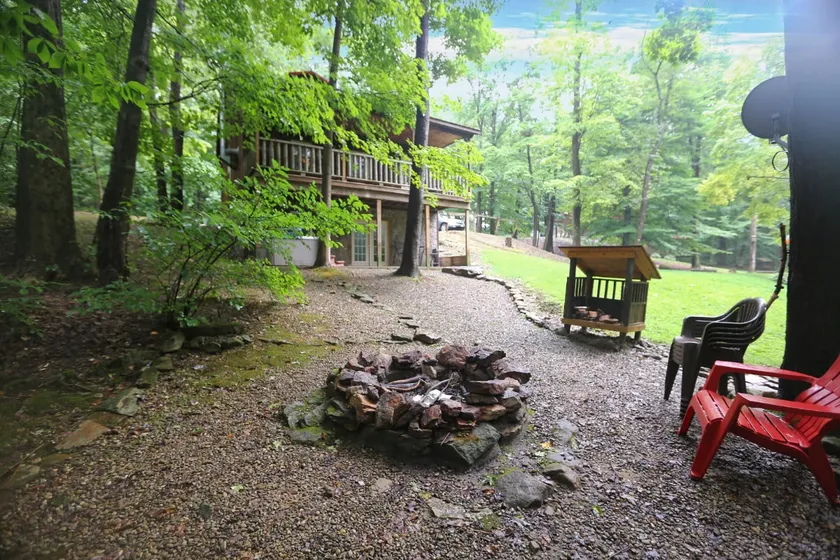 Carriage House Cabin #1 - Near Three Rivers - Image 1