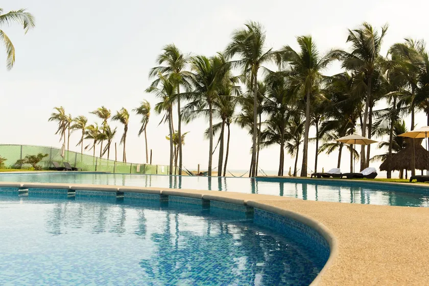 Up to 18 pax | With pool and beach club! - Image 1